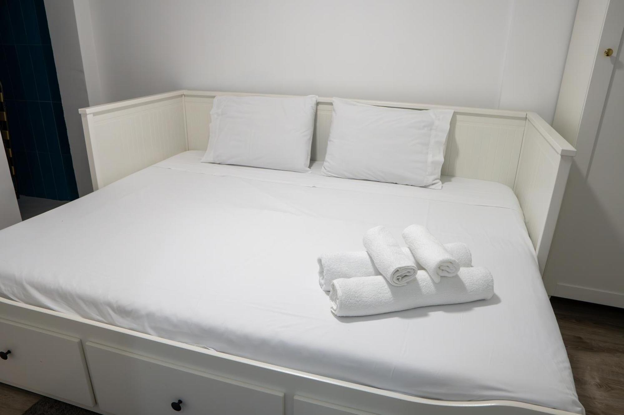 Matching Loures Guest House المظهر الخارجي الصورة