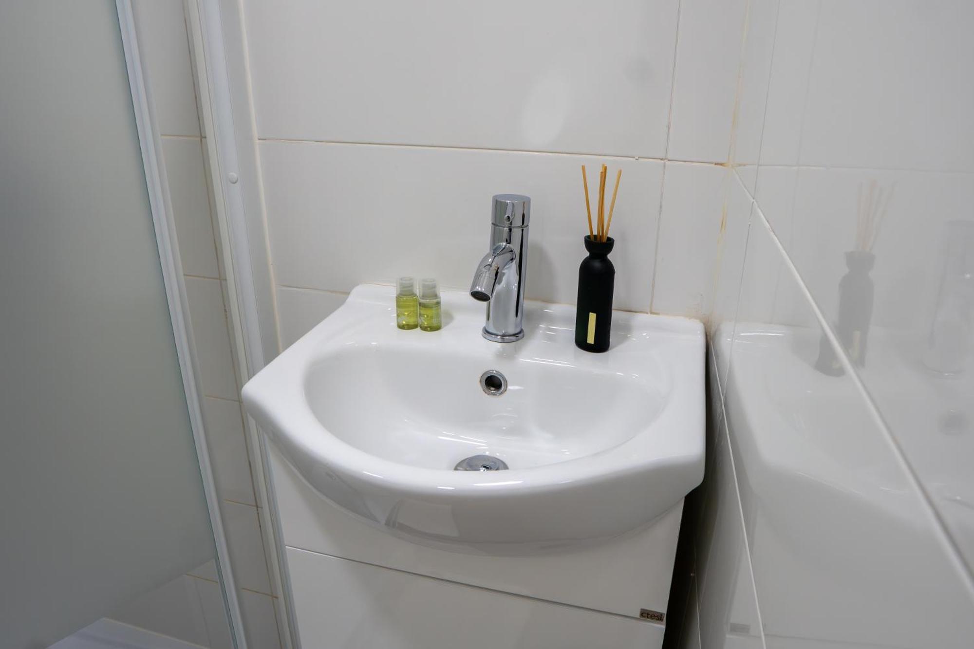 Matching Loures Guest House المظهر الخارجي الصورة