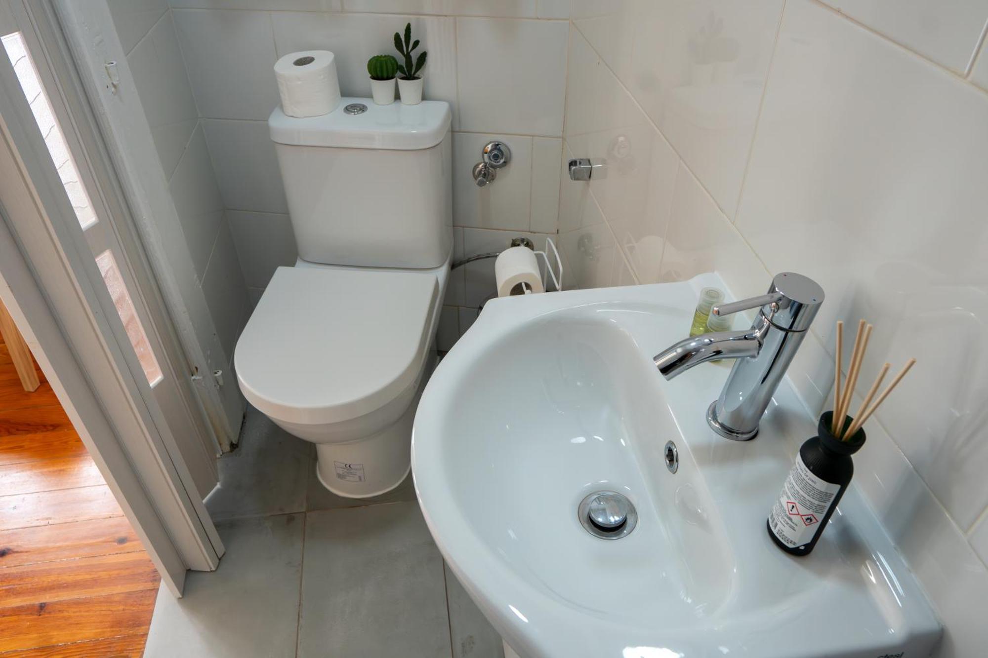 Matching Loures Guest House المظهر الخارجي الصورة