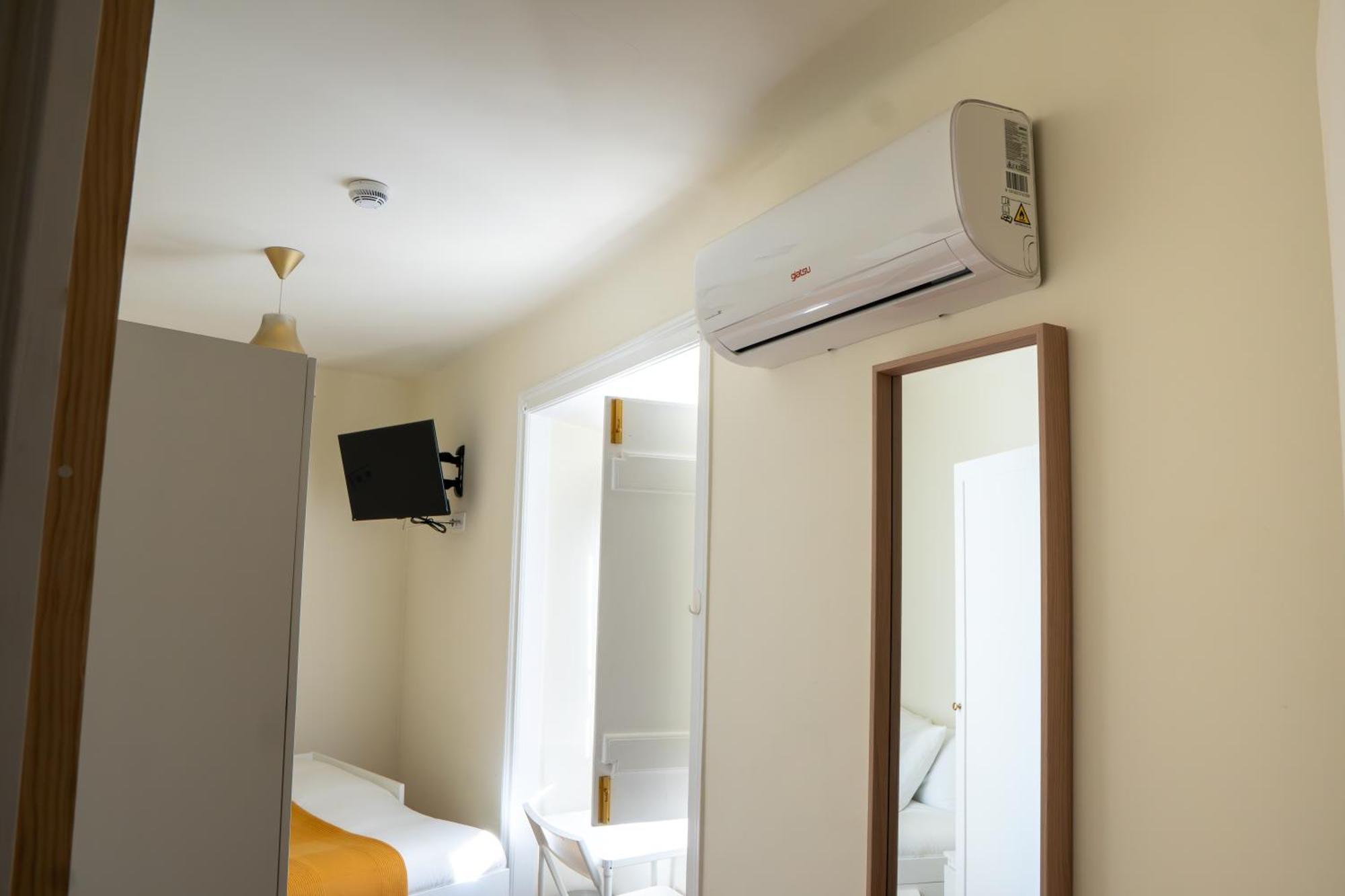 Matching Loures Guest House المظهر الخارجي الصورة