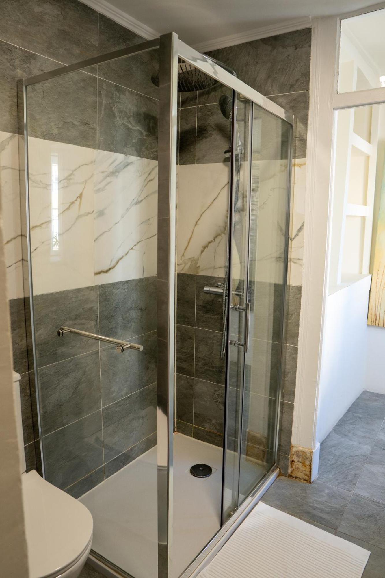 Matching Loures Guest House المظهر الخارجي الصورة