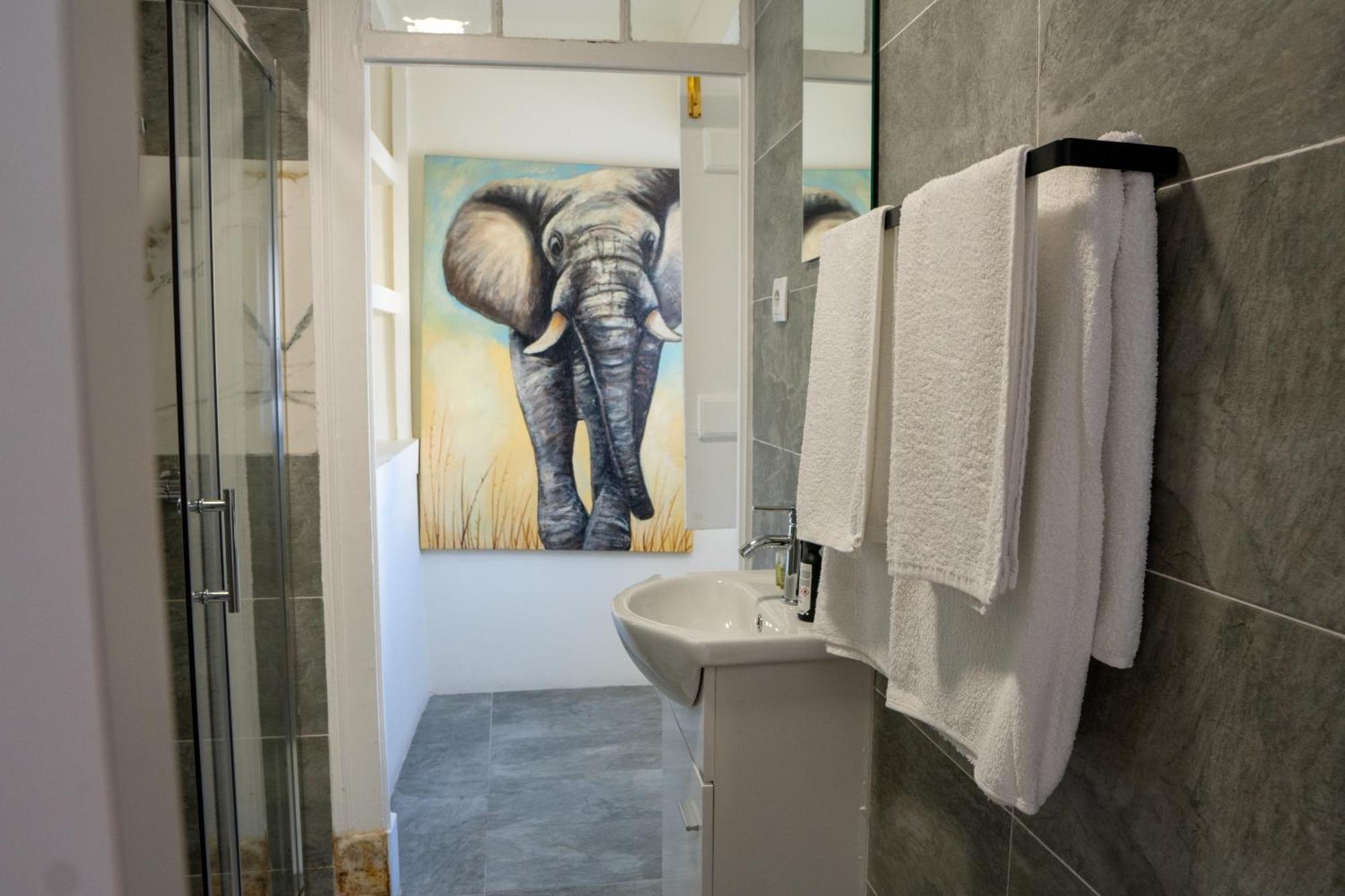 Matching Loures Guest House المظهر الخارجي الصورة